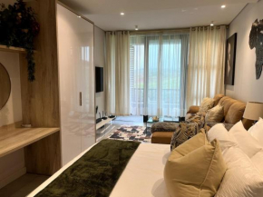 Studio at Boulevard Suites